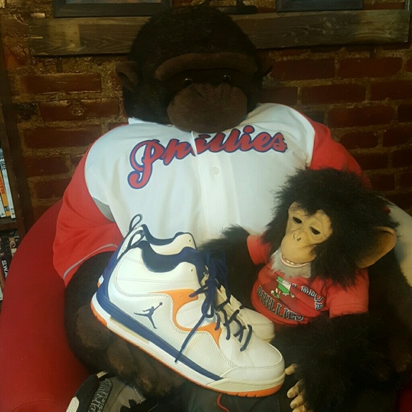 Jordan Sneakers - Picture 2 of 6